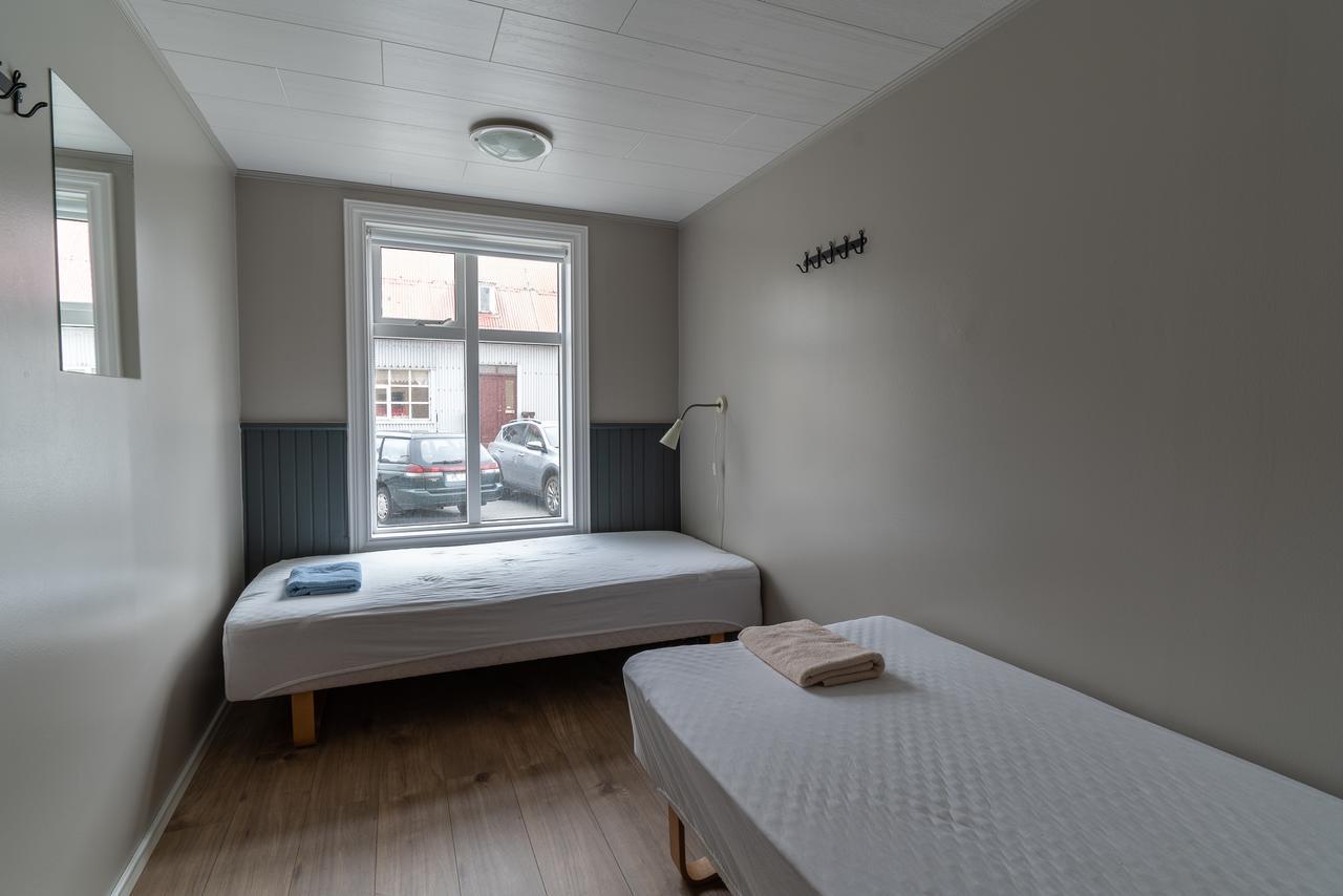 Isafjordur Hostel Екстериор снимка